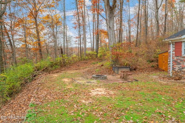 8404 Brickyard Rd Rd, Powell, TN 37849