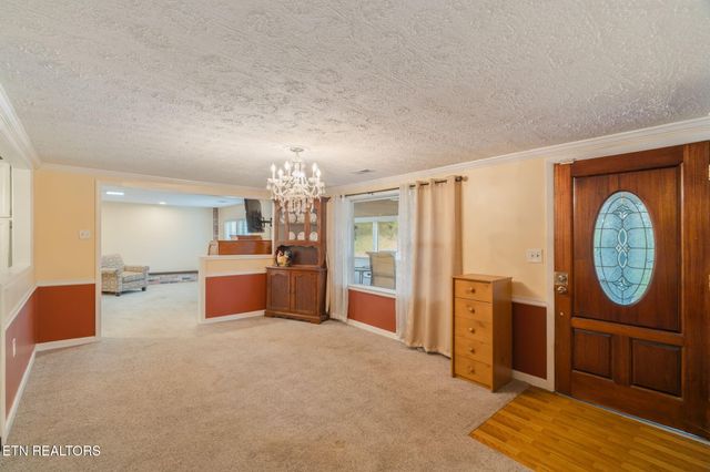 8404 Brickyard Rd Rd, Powell, TN 37849