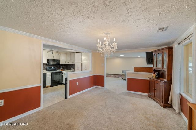 8404 Brickyard Rd Rd, Powell, TN 37849