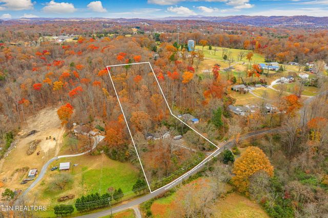 8404 Brickyard Rd Rd, Powell, TN 37849