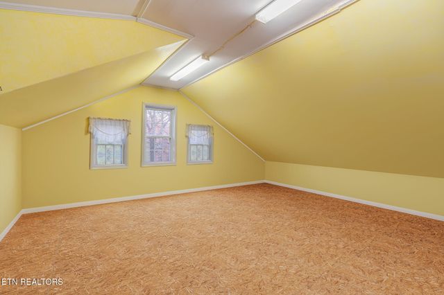 8404 Brickyard Rd Rd, Powell, TN 37849