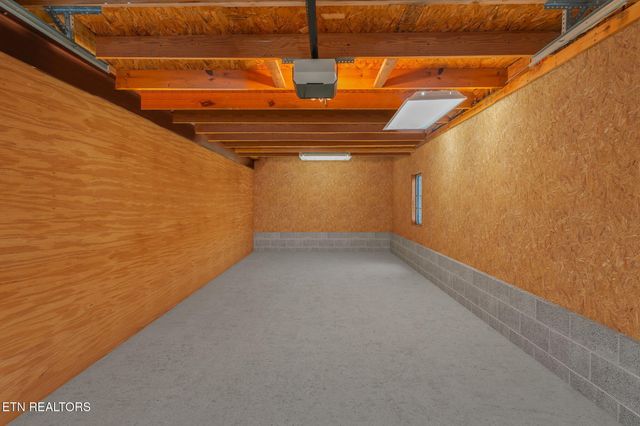 8404 Brickyard Rd Rd, Powell, TN 37849