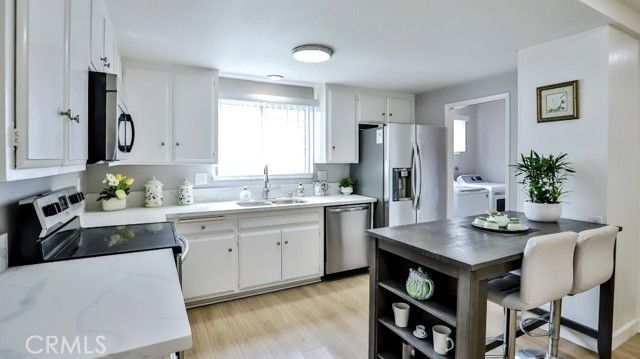 11864 Mayflower Circle, Fountain Valley, CA 92708