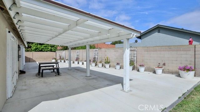 11864 Mayflower Circle, Fountain Valley, CA 92708