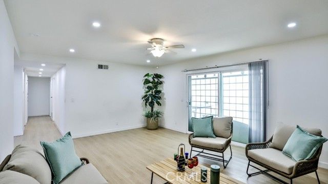 11864 Mayflower Circle, Fountain Valley, CA 92708