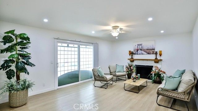 11864 Mayflower Circle, Fountain Valley, CA 92708