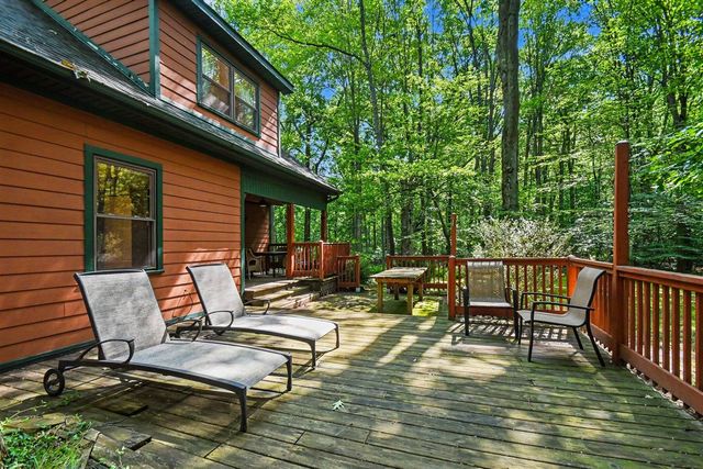 13189 Three Oaks Road, Sawyer, MI 49125