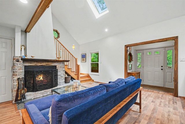 13189 Three Oaks Road, Sawyer, MI 49125