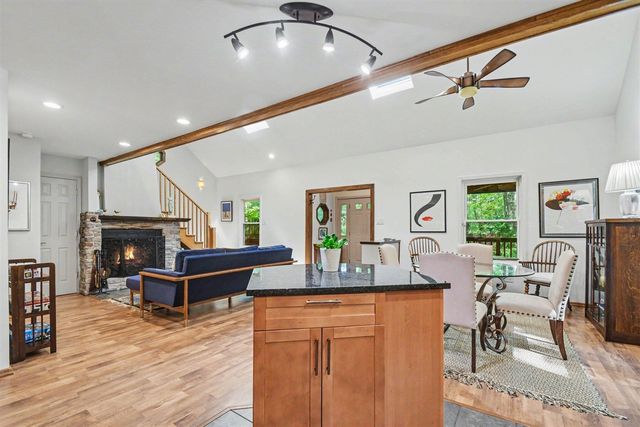 13189 Three Oaks Road, Sawyer, MI 49125