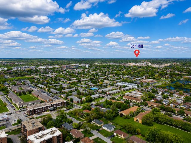 9395 LANDINGS Lane 602, Des Plaines, IL 60016