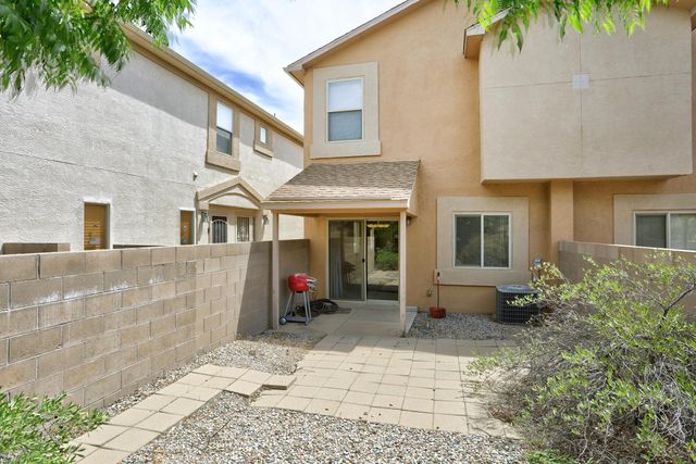 5615 Valle Alegre Road NW, Albuquerque, NM 87120