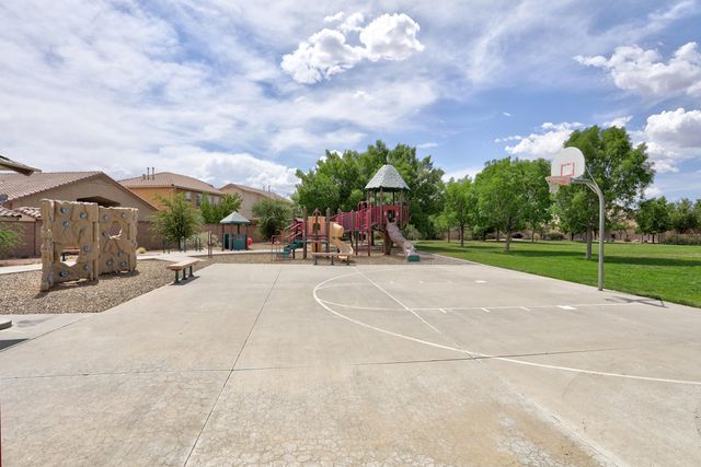 5615 Valle Alegre Road NW, Albuquerque, NM 87120