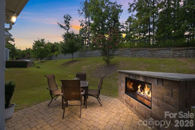 517 Cellini Place, Mount Holly, NC 28120