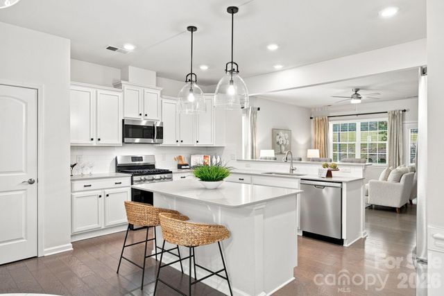 517 Cellini Place, Mount Holly, NC 28120