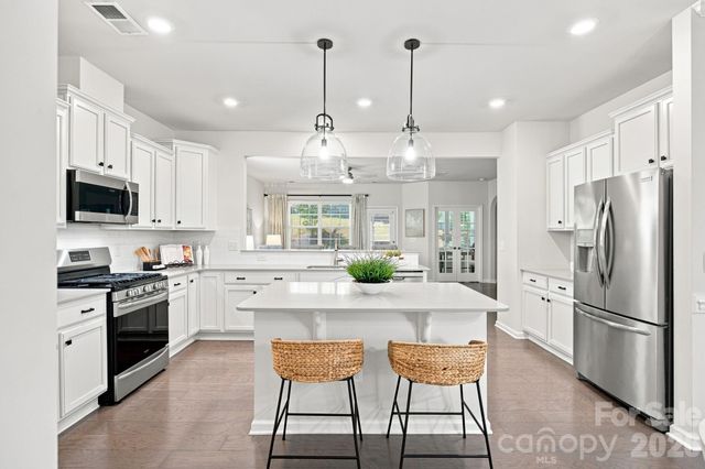 517 Cellini Place, Mount Holly, NC 28120