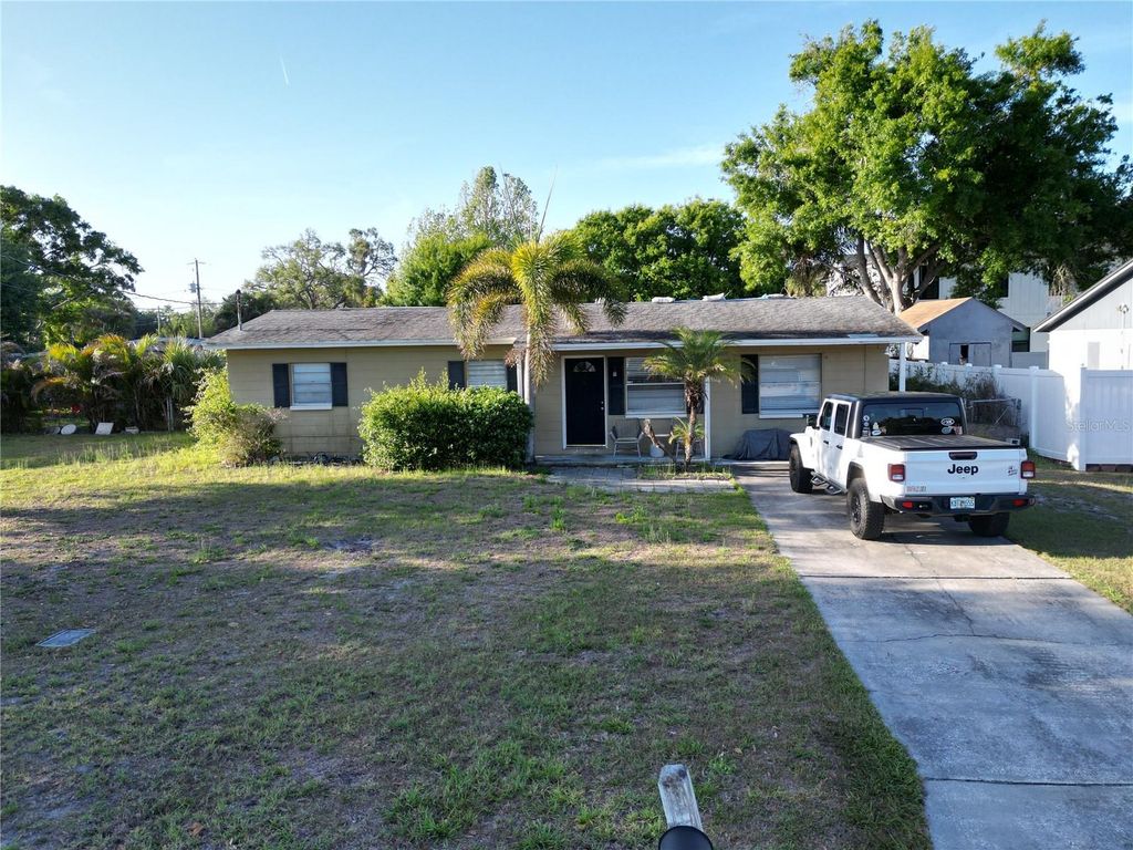 3208 W PEARL AVENUE, Tampa, FL 33611