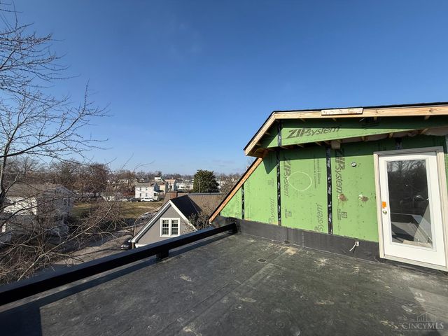 3209 Bach Avenue, Cincinnati, OH 45209