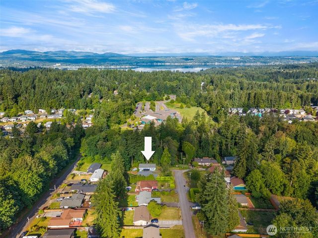 1259 NE Vena Avenue, Bremerton, WA 98311