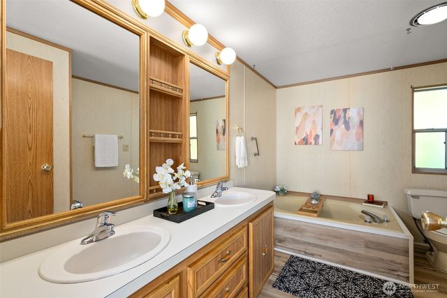 1259 NE Vena Avenue, Bremerton, WA 98311