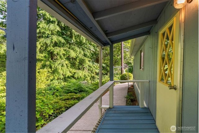 1259 NE Vena Avenue, Bremerton, WA 98311