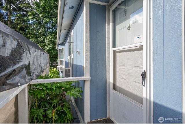 1259 NE Vena Avenue, Bremerton, WA 98311