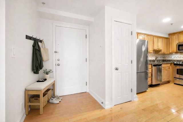 20 Chapel St B309, Brookline, MA 02446