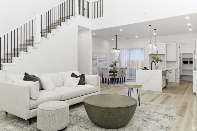 6326 S GARDEN STONE CT, St. George, UT 84790