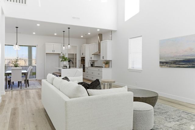 6326 S GARDEN STONE CT, St. George, UT 84790