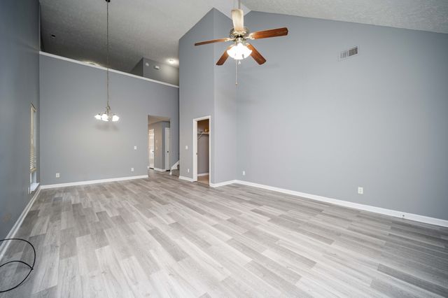 1214 Timber Creek Dr, Murfreesboro, TN 37128