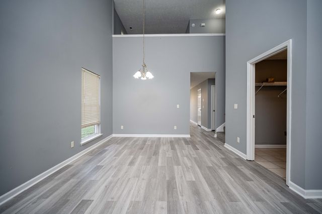 1214 Timber Creek Dr, Murfreesboro, TN 37128