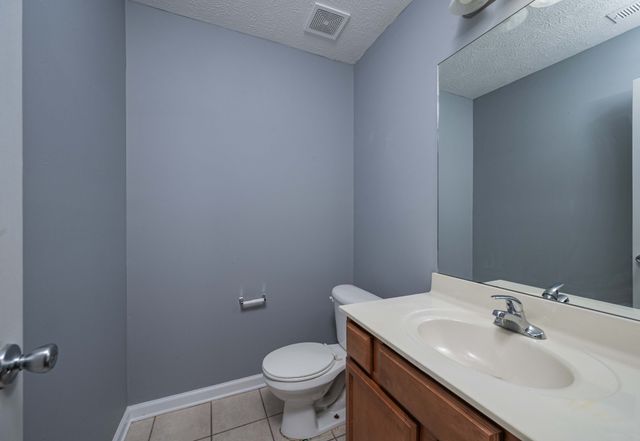 1214 Timber Creek Dr, Murfreesboro, TN 37128