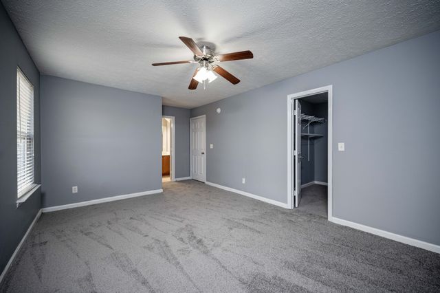 1214 Timber Creek Dr, Murfreesboro, TN 37128