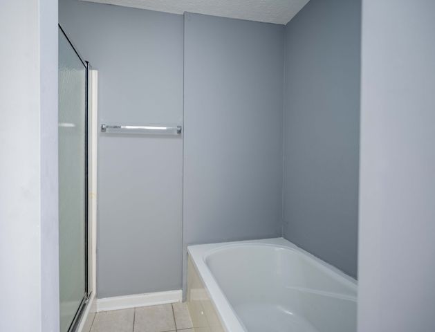 1214 Timber Creek Dr, Murfreesboro, TN 37128