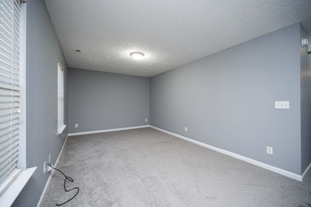 1214 Timber Creek Dr, Murfreesboro, TN 37128