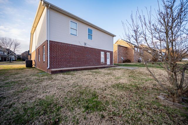 1214 Timber Creek Dr, Murfreesboro, TN 37128