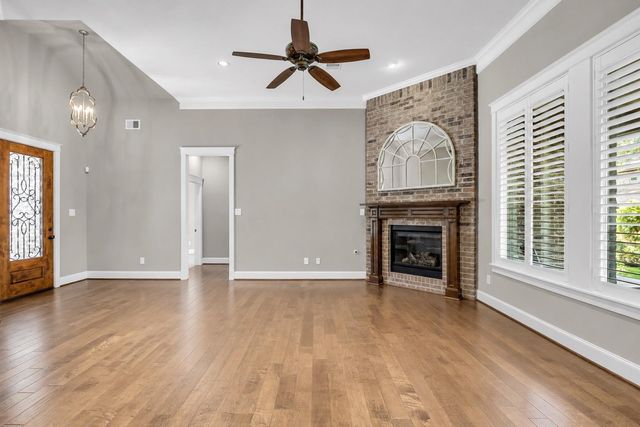 118 Pine Bluff Drive, Montgomery, TX 77356