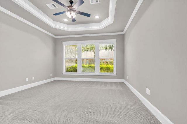 118 Pine Bluff Drive, Montgomery, TX 77356