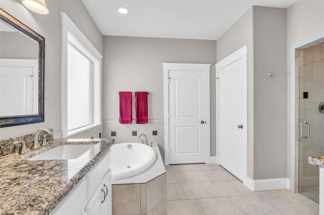 118 Pine Bluff Drive, Montgomery, TX 77356