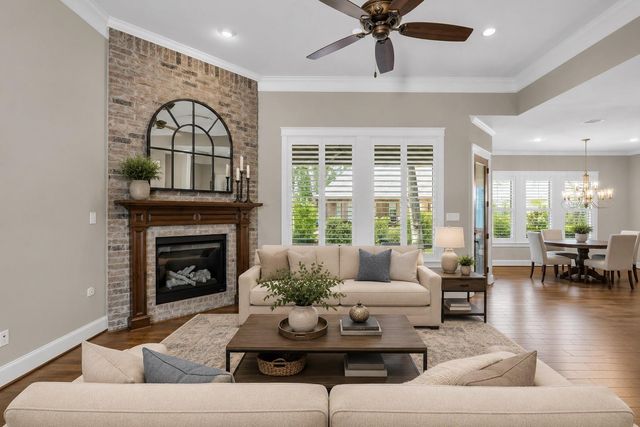 118 Pine Bluff Drive, Montgomery, TX 77356