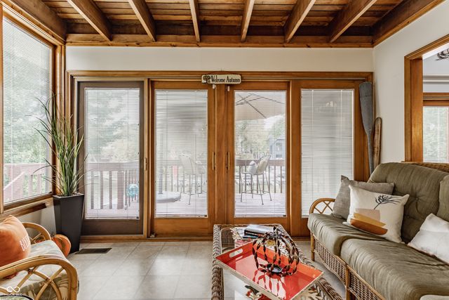 709 Pleasant Point Circle, Cicero, IN 46034