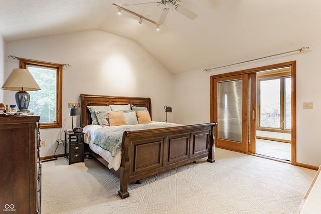 709 Pleasant Point Circle, Cicero, IN 46034