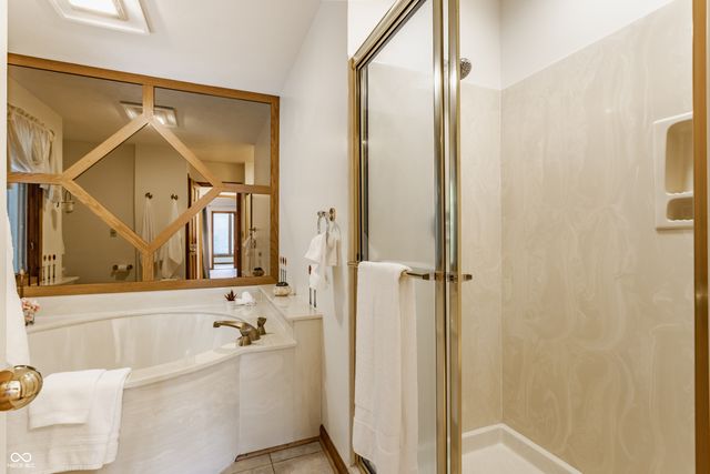 709 Pleasant Point Circle, Cicero, IN 46034