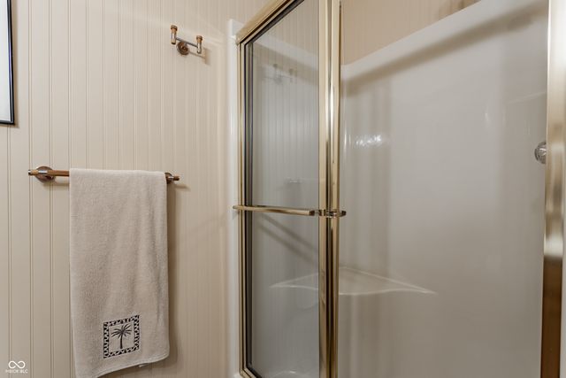 709 Pleasant Point Circle, Cicero, IN 46034