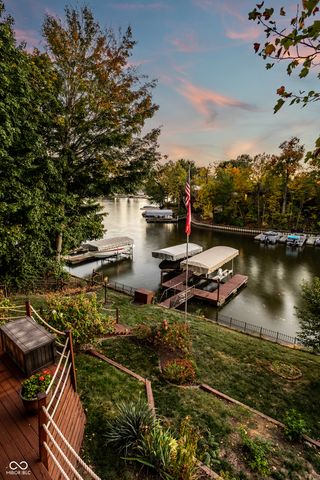 709 Pleasant Point Circle, Cicero, IN 46034