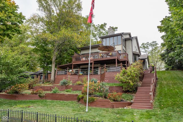 709 Pleasant Point Circle, Cicero, IN 46034