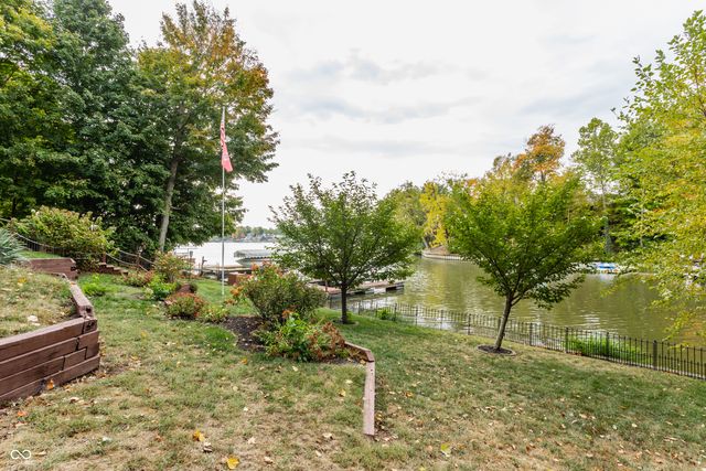 709 Pleasant Point Circle, Cicero, IN 46034