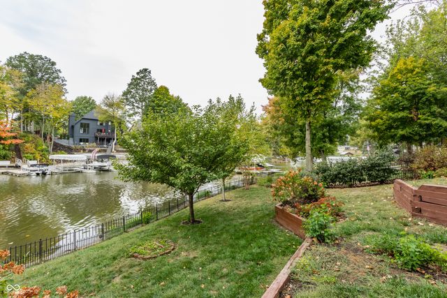 709 Pleasant Point Circle, Cicero, IN 46034