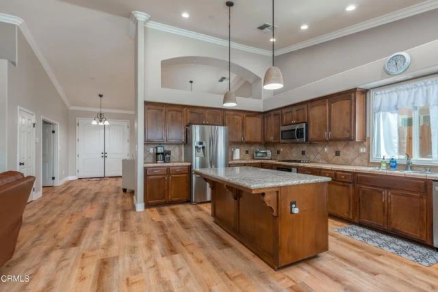 10009 Carbondale Street, Bakersfield, CA 93314