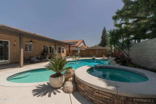10009 Carbondale Street, Bakersfield, CA 93314
