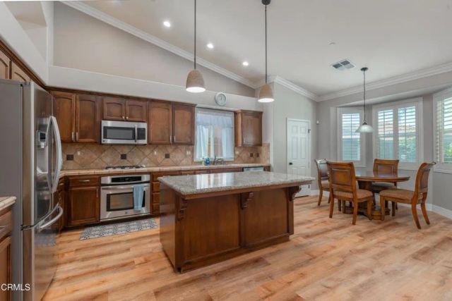 10009 Carbondale Street, Bakersfield, CA 93314